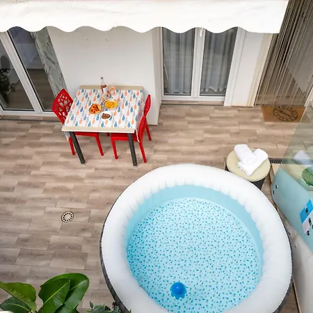 Apartamento Relax With Jacuzzi - 3 Min Walk From The