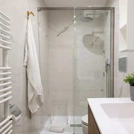Relax With Jacuzzi - 3 Min Walk From The